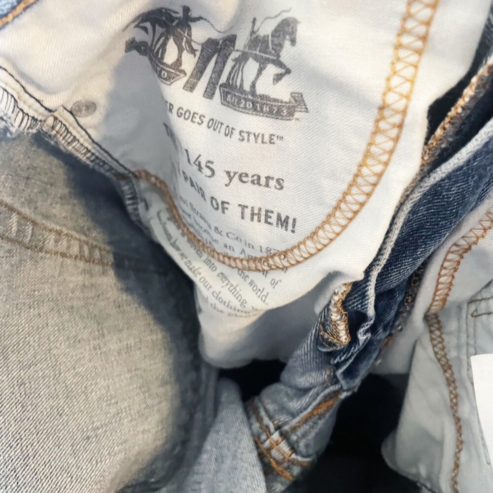 Vintage Levi's 505 Mid Rise Straight - Picture 4 of 8